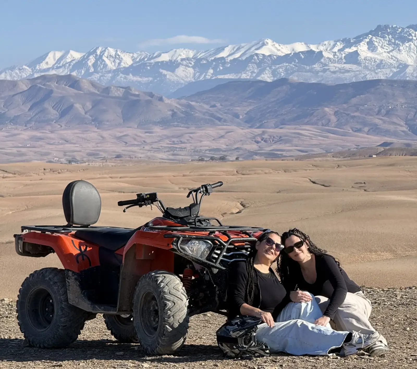 Quad Marrakech: automatic quad in the Agafay desert with the Atlas mountains behind